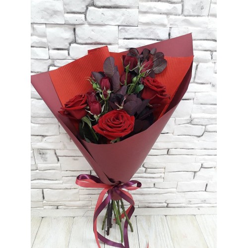 Купить на заказ Букет из 3 красных роз с доставкой в Талгаре