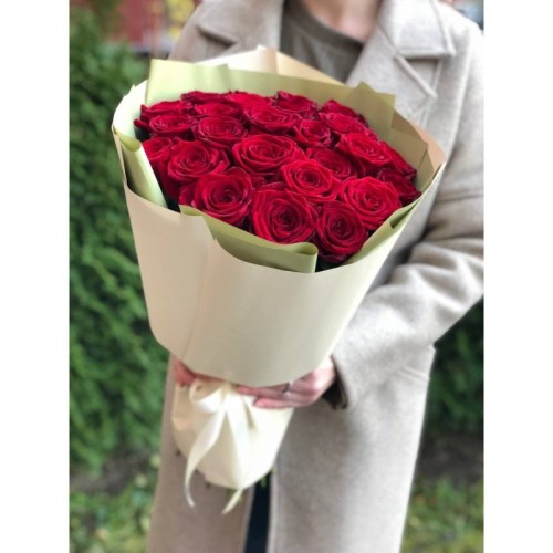 Купить на заказ Букет из 21 красной розы с доставкой в Талгаре