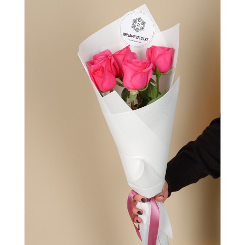Купить на заказ Букет из 5 розовых роз с доставкой в Талгаре