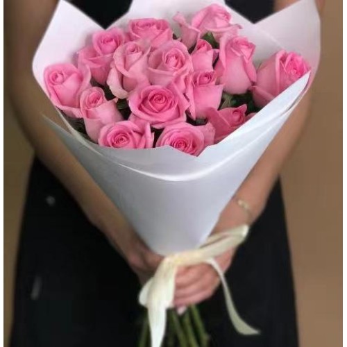 Купить на заказ 15 розовых роз с доставкой в Талгаре