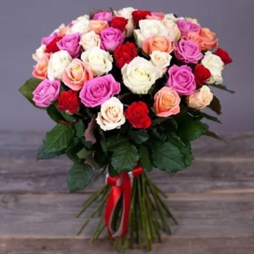 Купить на заказ Букет из 31 розы (микс) с доставкой в Талгаре